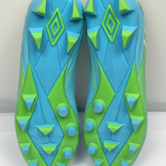 Athletic Works Youth Soccer Cleat Size 7. - Picture 7 of 10